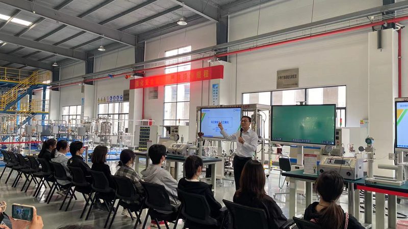 苏州改性塑料型号揭秘：参数解析与选型逻辑